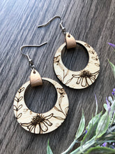 Load image into Gallery viewer, Round Wildflower Earrings