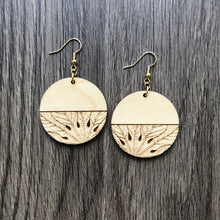 Load image into Gallery viewer, Round Half Leaf Earrings