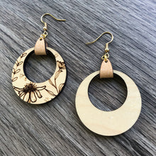 Load image into Gallery viewer, Round Wildflower Earrings