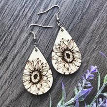 Load image into Gallery viewer, Teardrop Sunflower Earrings